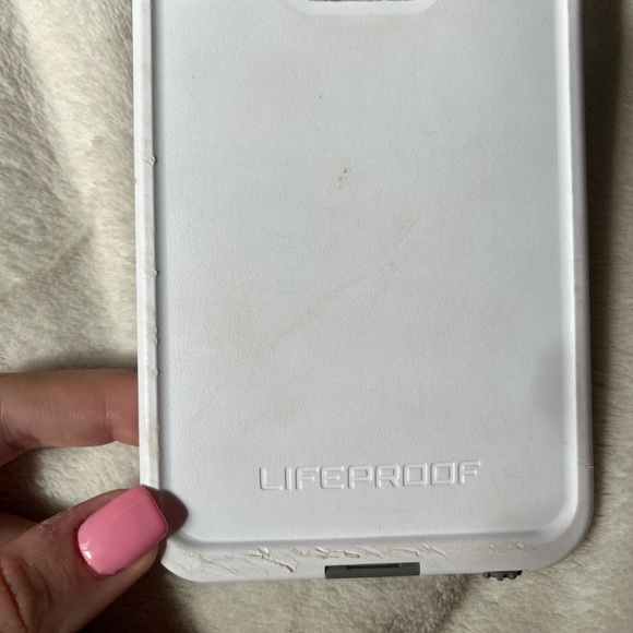 (FREE With Purchase) iPhone 6s Plus/iPhone 6 Plus, Life Proof Case - Picture 2 of 7